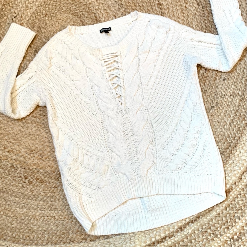 Express white cable knit sweater, size XS.